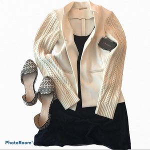 FOUNDRAE women’s cream suit blazer